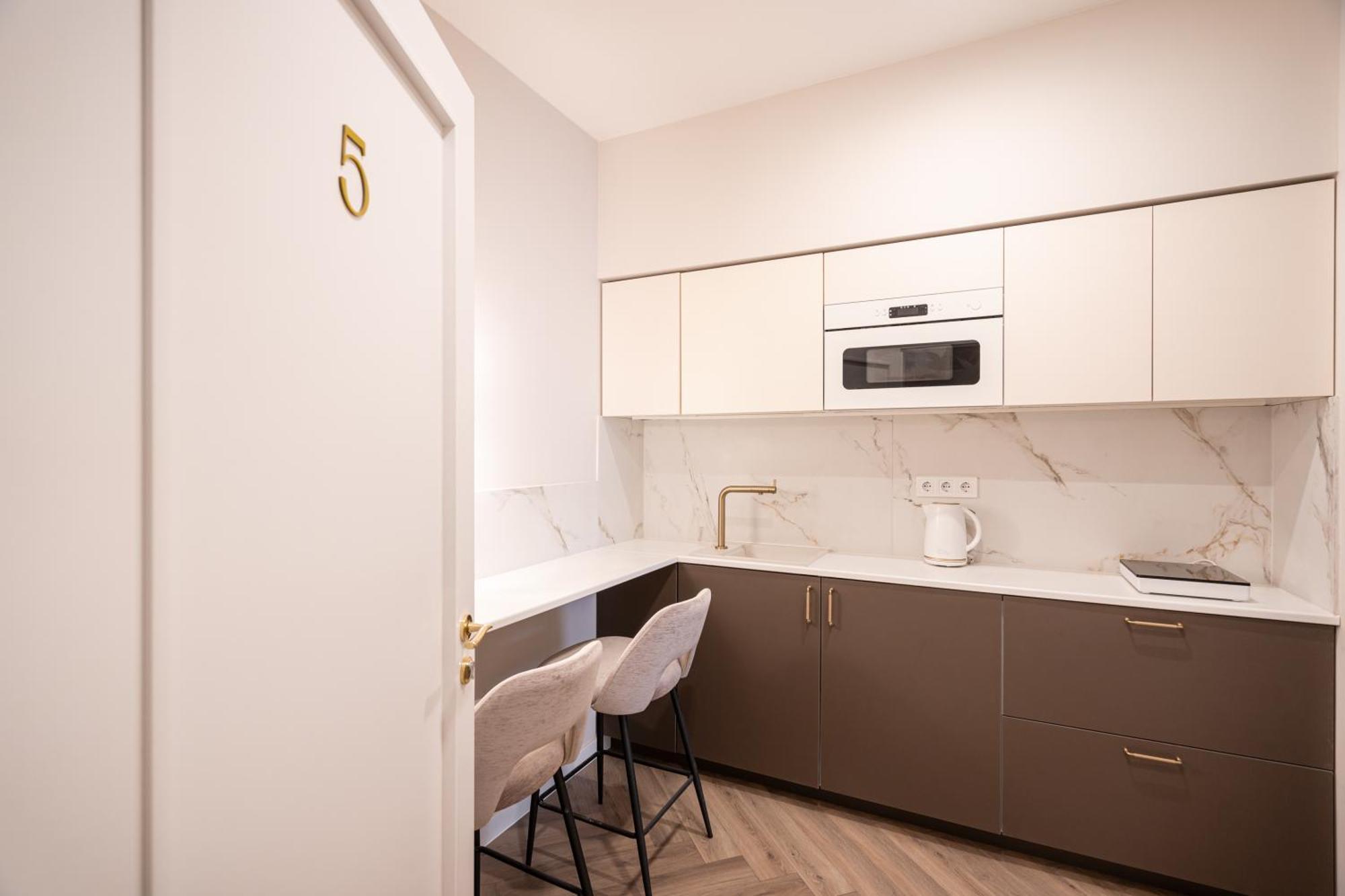 A20 - Boutique Apartment Best Location, By Bqa Budapesta Exterior foto